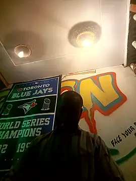 Snapshot of Landlordlandlord12 chatting on 01-17-26, 06:18 Landlordlandlord12 online show from 01-17-26, 06:18