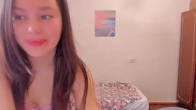 LunaXmii online show from 03-02-25, 06:16