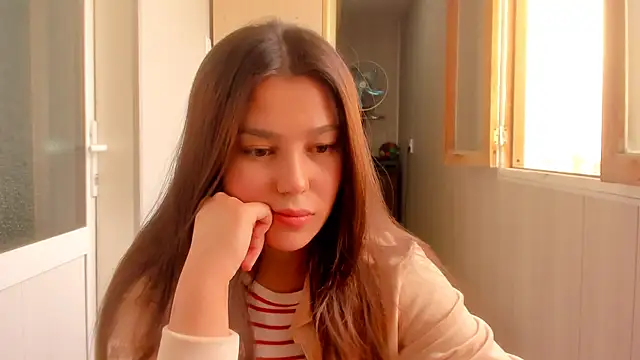 LunaXmii online show from 10-03-25, 08:44