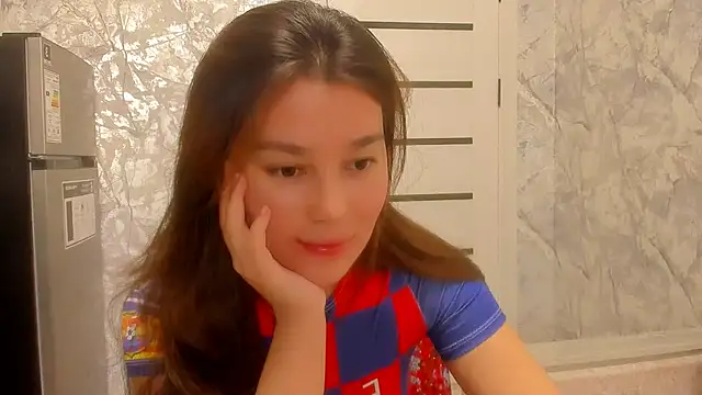 Snapshot of LunaXmii chatting on 06-22-26, 11:57 LunaXmii online show from 06-22-26, 11:57