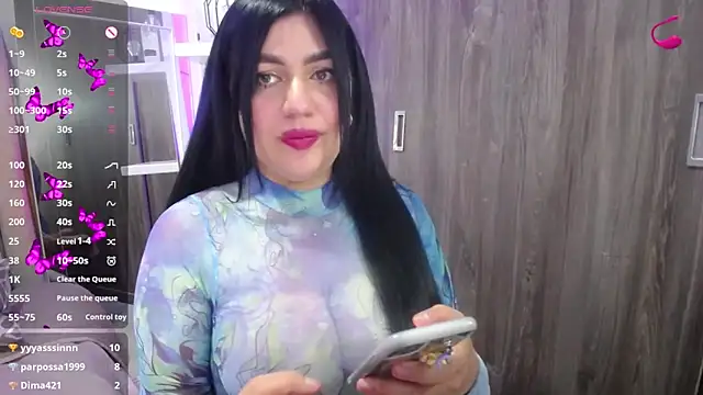 Snapshot of hannamour chatting on 01-21-25, 05:05 hannamour online show from 01-21-25, 05:05