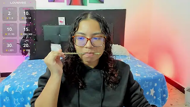 Snapshot of im_angels77 chatting on 03-23-25, 02:26 im angels77 online show from 03-23-25, 02:26