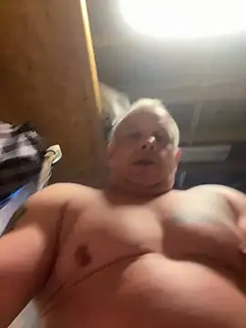 Snapshot of JakubW79 chatting on 12-16-24, 11:33 JakubW79 online show from 12-16-24, 11:33