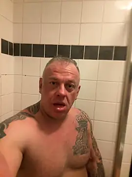 Snapshot of JakubW79 chatting on 12-31-24, 04:35 JakubW79 online show from 12-31-24, 04:35