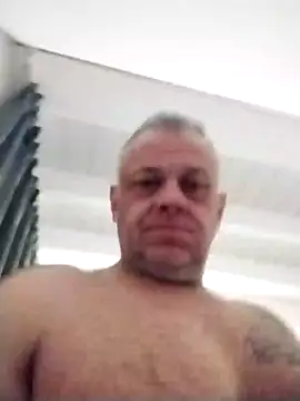 Snapshot of JakubW79 chatting on 01-18-25, 02:25 JakubW79 online show from 01-18-25, 02:25