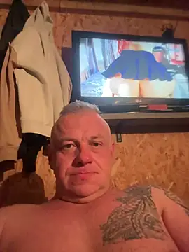 Snapshot of JakubW79 chatting on 03-04-25, 12:39 JakubW79 online show from 03-04-25, 12:39