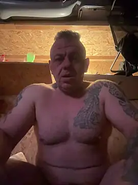 Snapshot of JakubW79 chatting on 03-16-25, 03:14 JakubW79 online show from 03-16-25, 03:14