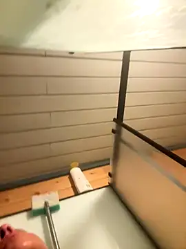 Snapshot of JakubW79 chatting on 10-12-25, 05:34 JakubW79 online show from 10-12-25, 05:34