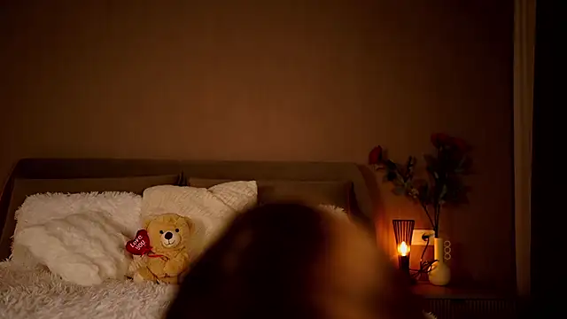 FrancescaNappi online show from 02-12-25, 08:07