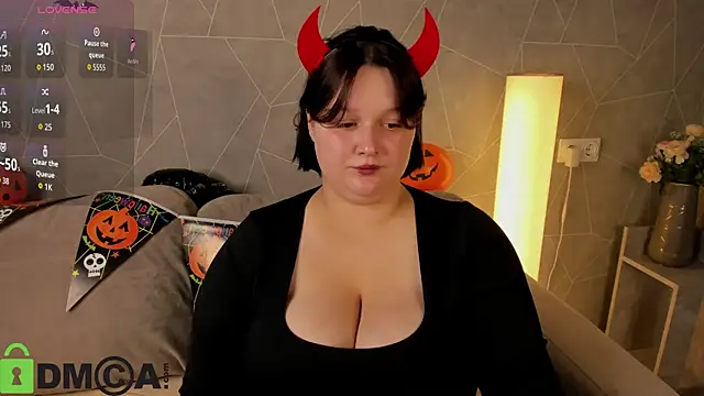 Blossom Sonya online show from 10-23-25, 12:54