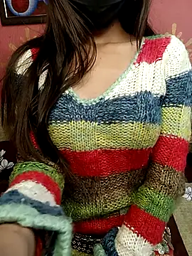 poojaji690 online show from 11-30-25, 06:39