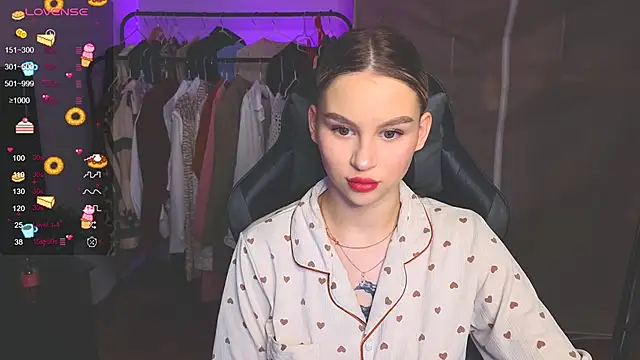 doll barbieee online show from 11-26-25, 03:02