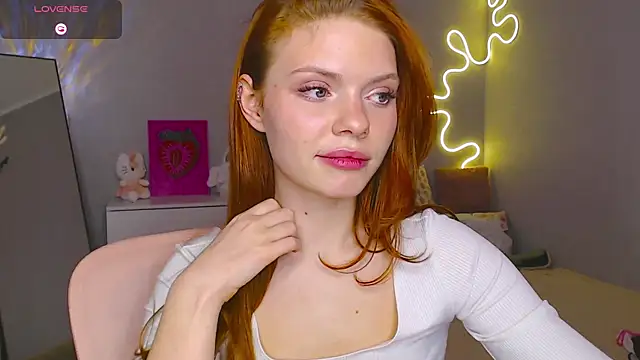 Red  Candy online show from 03-06-25, 06:37