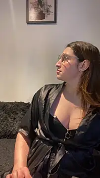 kamel-ayesha online show from 11-17-25, 04:13