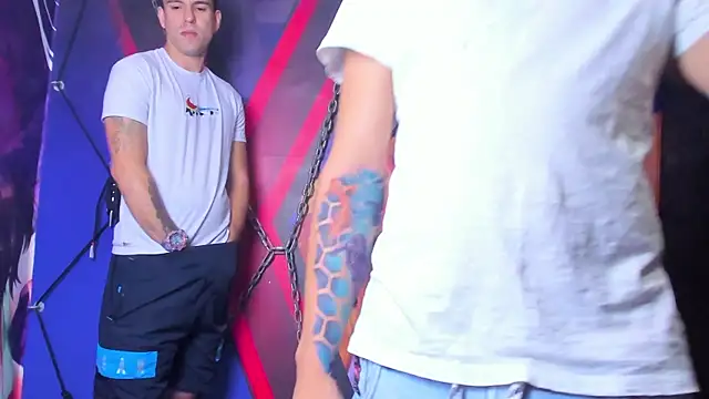 destroy the bimbo  online show from 01-17-25, 01:36