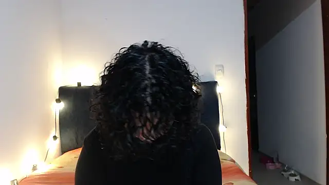 Bitsy Messy online show from 06-15-26, 11:18
