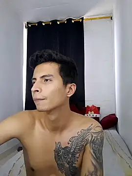 Snapshot of Velk_hot chatting on 12-13-24, 07:10 Velk hot online show from 12-13-24, 07:10