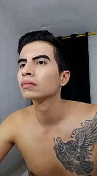 Snapshot of Velk_hot chatting on 12-18-24, 03:04 Velk hot online show from 12-18-24, 03:04
