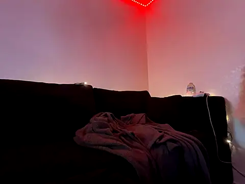 GoddessNih online show from 12-15-25, 04:28