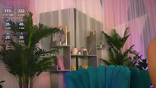 VivianneSteinX online show from 03-22-25, 04:14