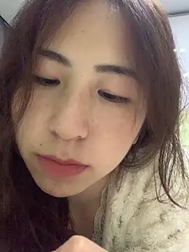 Aimeil online show from 12-26-24, 02:37