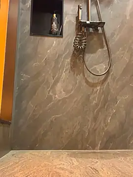 Aimeil online show from 03-18-25, 04:59