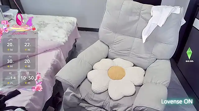 Feifei-cn online show from 10-22-25, 06:57