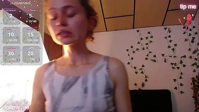 Snapshot of fulfill_fantasies1 chatting on 05-03-26, 02:12 fulfill fantasies1 online show from 05-03-26, 02:12
