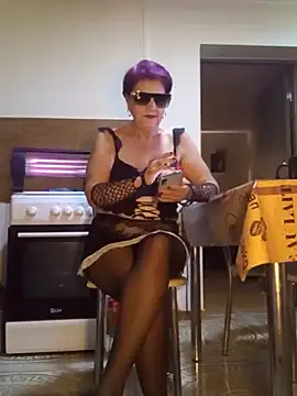 Ely Elenita online show from 11-24-25, 08:14