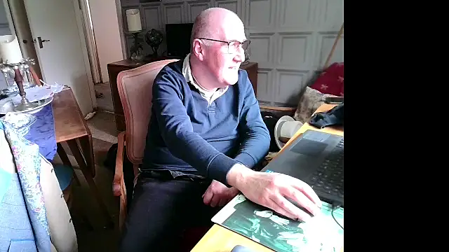 Adamdaddybear online show from 03-19-25, 02:46