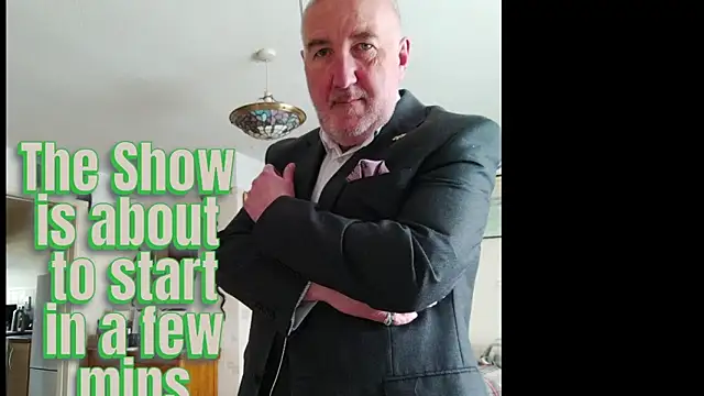 Adamdaddybear online show from 10-18-25, 01:23