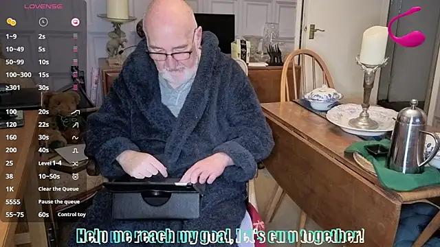 Adamdaddybear online show from 01-06-26, 08:07