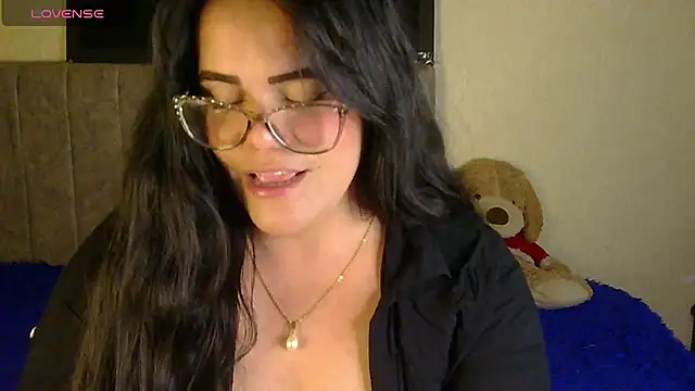 blue angel33 online show from 10-28-25, 02:48