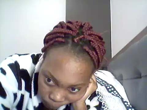 Snapshot of AfricanBeautyX chatting on 02-28-25, 11:14 AfricanBeautyX online show from 02-28-25, 11:14