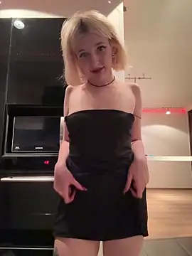 XMelissaX online show from 05-15-26, 09:22