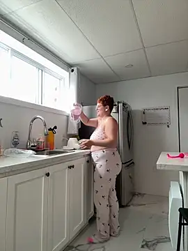 Sweetleeahxx online show from 09-23-25, 12:52