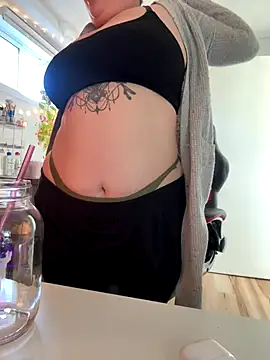 Sweetleeahxx online show from 10-02-25, 01:18