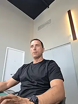 Lucas   81 online show from 06-08-26, 06:30