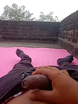 Snapshot of Tanker_95 chatting on 12-22-24, 03:22 Tanker 95 online show from 12-22-24, 03:22