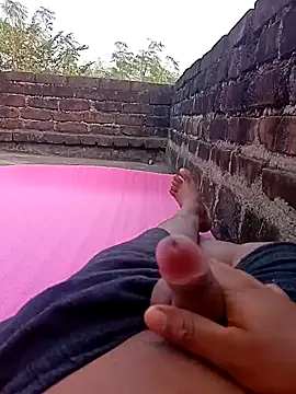 Snapshot of Tanker_95 chatting on 12-23-24, 09:38 Tanker 95 online show from 12-23-24, 09:38