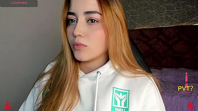 Snapshot of Lucia_star__ chatting on 02-03-25, 07:21 Lucia star online show from 02-03-25, 07:21