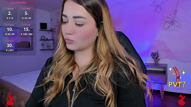 Snapshot of Lucia_star__ chatting on 03-12-25, 03:46 Lucia star online show from 03-12-25, 03:46