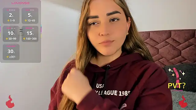 Snapshot of Lucia_star__ chatting on 09-08-25, 08:08 Lucia star online show from 09-08-25, 08:08