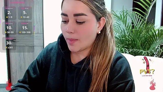 Snapshot of Lucia_star__ chatting on 11-07-25, 02:22 Lucia star online show from 11-07-25, 02:22