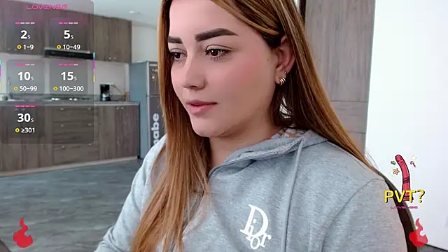 Snapshot of Lucia_star__ chatting on 11-29-25, 03:48 Lucia star online show from 11-29-25, 03:48