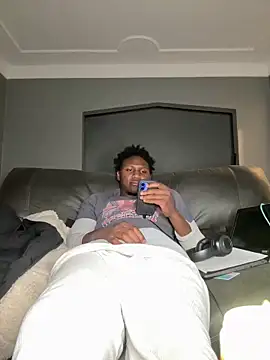 Festivitiesking1 online show from 11-12-25, 01:17