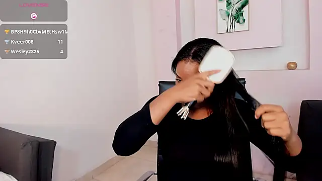 Snapshot of IvyBliss8 chatting on 01-20-25, 06:53 IvyBliss8 online show from 01-20-25, 06:53