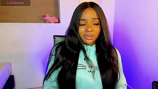 Snapshot of IvyBliss8 chatting on 02-14-25, 12:14 IvyBliss8 online show from 02-14-25, 12:14