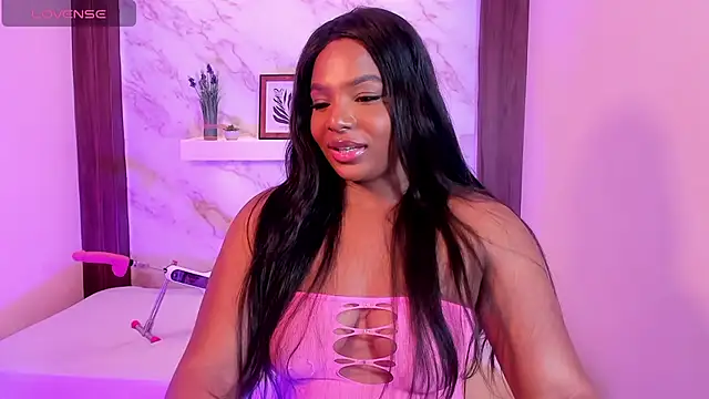 Snapshot of IvyBliss8 chatting on 11-02-25, 08:22 IvyBliss8 online show from 11-02-25, 08:22