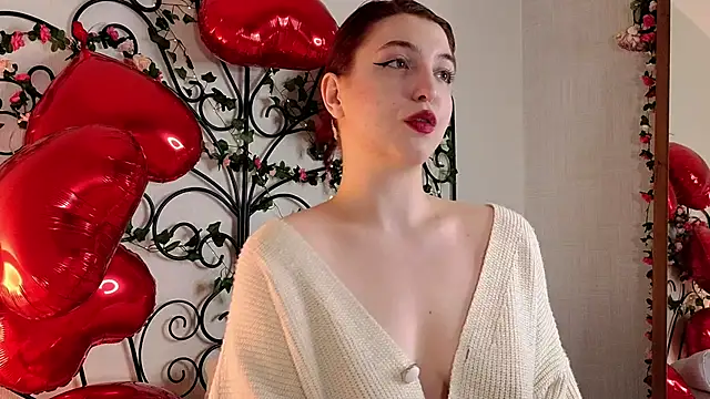 LisaVamp online show from 02-15-25, 05:51